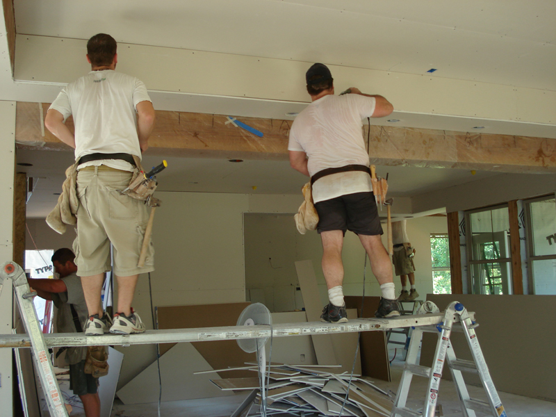 sheetrockhanging-4.jpg