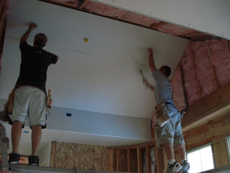 sheetrockhanging-5.jpg