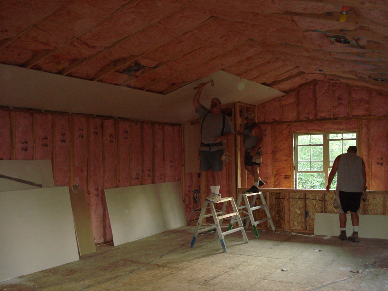 sheetrockhanging-7.jpg